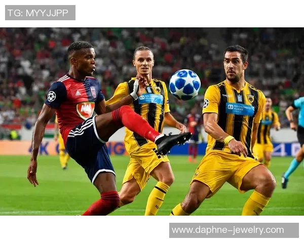 阿森纳大胜本菲卡四球狂欢帽子戏法点燃欧联杯激情与转会热议